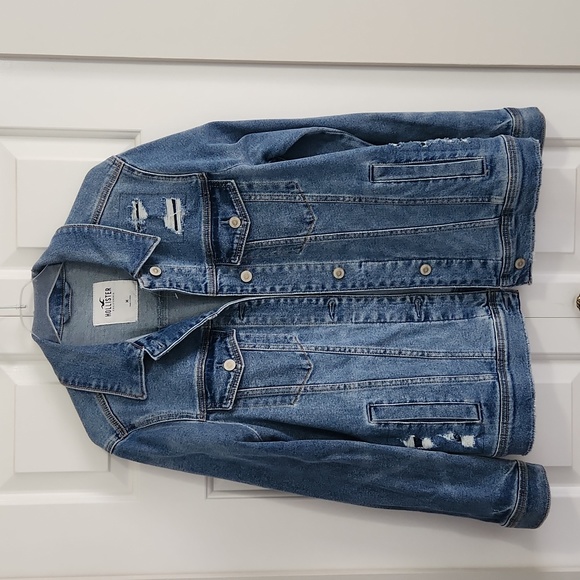 NWOT Women's Hollister Oversized Button Up Jean Jacket Medium - Picture 1 of 6